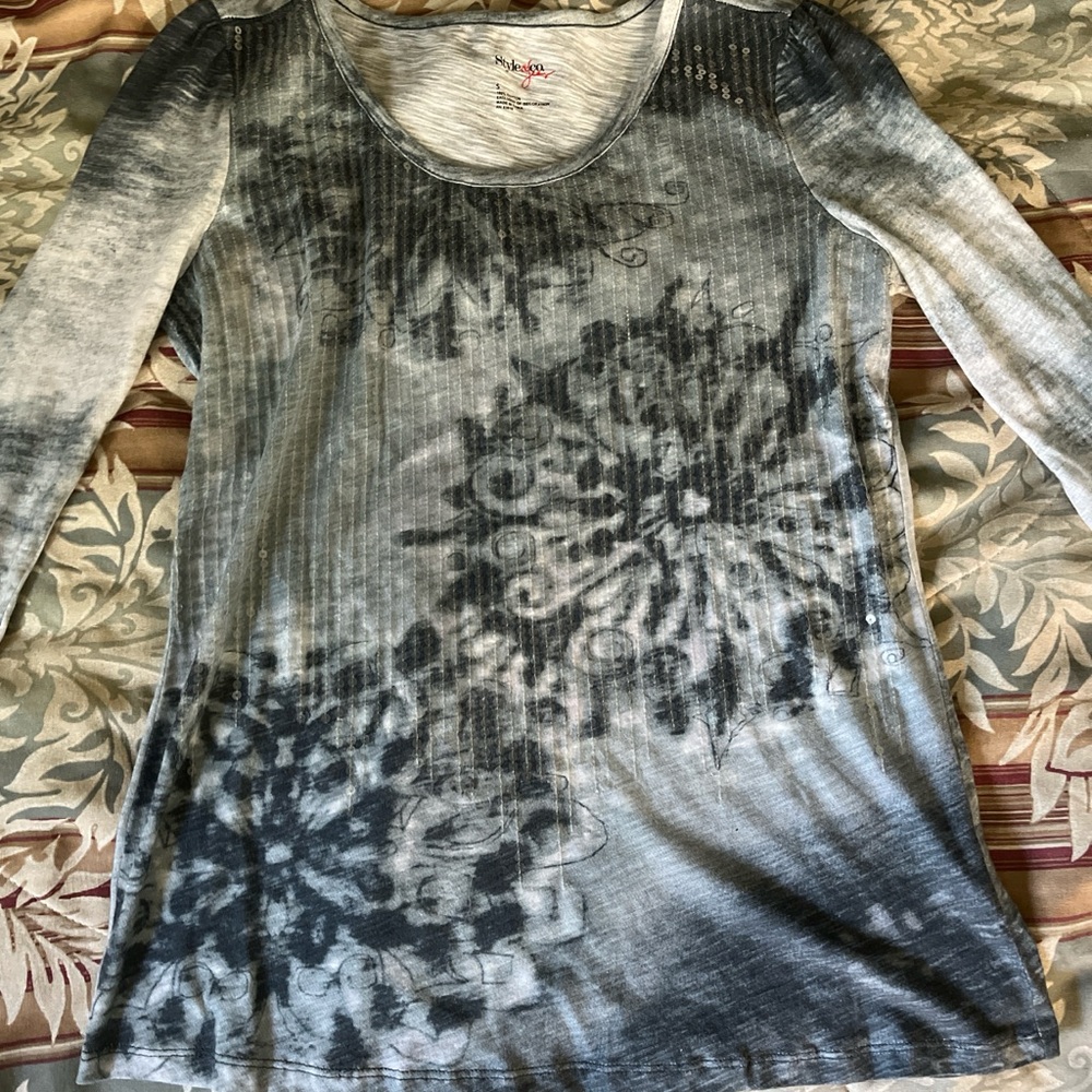 Style & Co. Black and Gray Long Sleeve Top